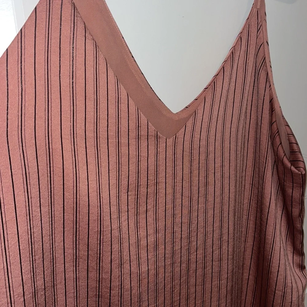 Express Top - Picture 5 of 5